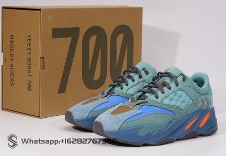 Ad Yeezy 700 boost "Faded Azure" SIZE: 36-48