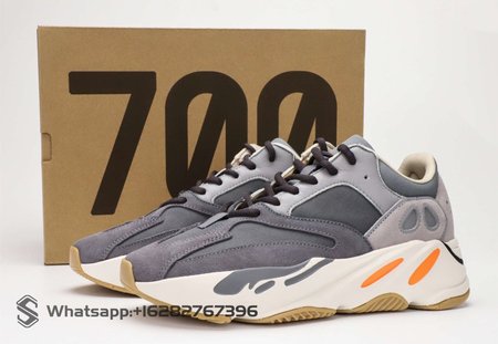 Yeezy Boost 700 Magnet 36-47