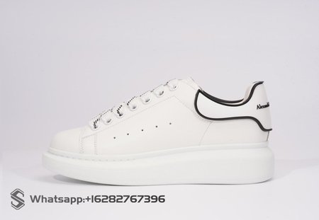 Alexander McQueen Oversized white Black SIZE: 35-45