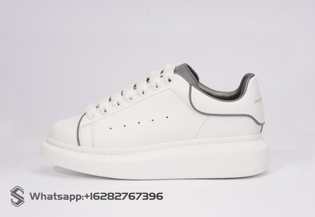 Alexander McQueen Oversized 3M white SIZE: 35-45