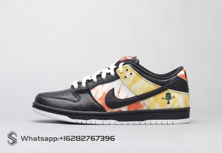 Nike SB Dunk Low"Raygun" Black and white SP40-47.5